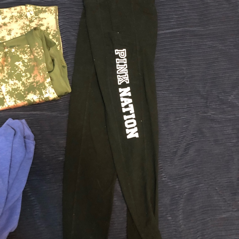 Black Victoria’s Secret leggings.